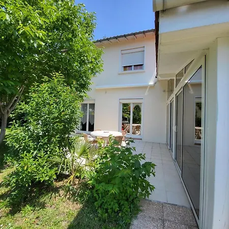 Maison Venitia 14 Personnes Nyaraló *
